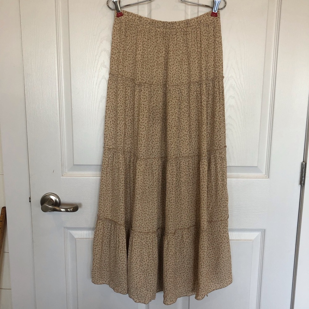 Brandy Melville tiered midi skirt elastic waist microfloral floral feminine